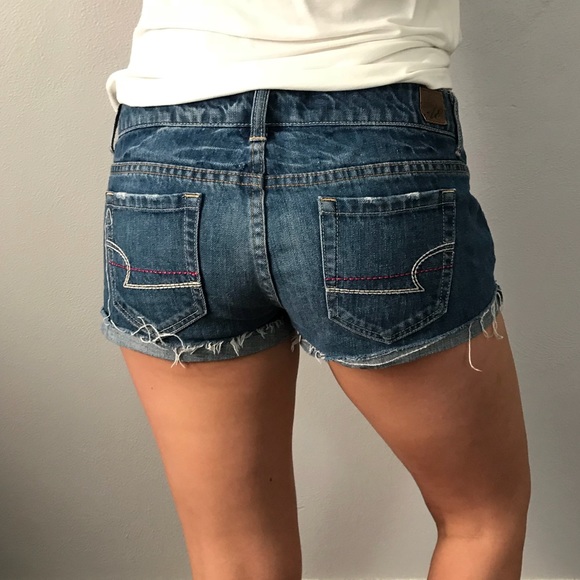 ❗️SOLD❗️🐠American Eagle Jean Shorties🐠 - Picture 2 of 5